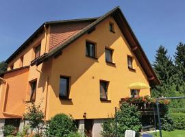 Holiday home in the Thuringian Forest, hotel med parkering i Seligenthal