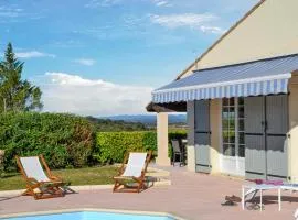 Awesome Home In Saint Pons De Mauchien