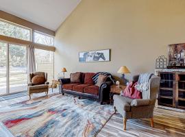 Eagle Crest Highland Getaway, vila v destinaci Redmond