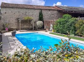 Nice Home In Fontenille St,martin With 1 Bedrooms And Outdoor Swimming Pool, vacation home in Fontenille-Saint-Martin-d'Entraigues