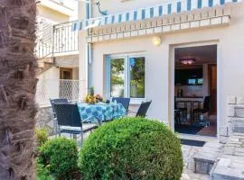 1 Bedroom Cozy Apartment In Selce