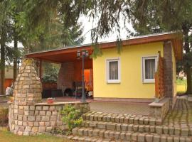 Vintage Holiday Home in Trieb with Terrace, hotel with parking in Trieb