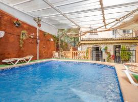 Nice Home In Totana With 5 Bedrooms, Wifi And Outdoor Swimming Pool, hotell i Totana