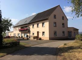 Spacious Apartment in Rodershausen with Barbecue, vacation rental in Rodershausen