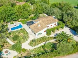Villa Roca Verde by Slow Villas