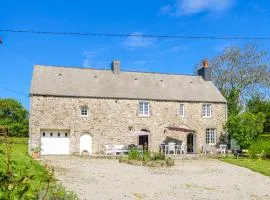 Gorgeous Home In Bricquebec-En-Cotentin