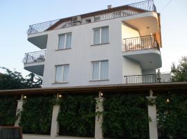 Family Hotel Maritime, hotel in Ahtopol