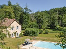 Stunning Home In Mouleydier With 4 Bedrooms, Wifi And Outdoor Swimming Pool, hôtel à Mouleydier