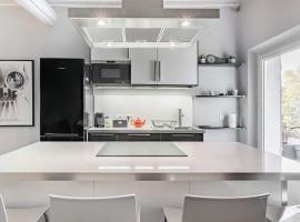 appartement de charme dans le luberon, hotelli kohteessa Lagnes