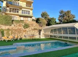Beautiful Home In Santa Susanna With Wifi, Outdoor Swimming Pool And Heated Swimming Pool