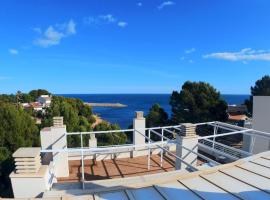 Apartamento con Espectaculares Vistas al Mar (Llobeta 3A), hotel din Calafat