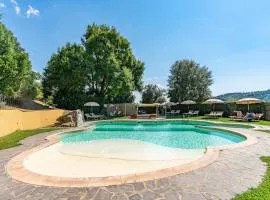 Beautiful Home In Scansano With 5 Bedrooms, Jacuzzi And Wifi
