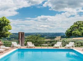Awesome Apartment In Castiglione D,lago Pg With Wifi And Outdoor Swimming Pool – hotel w mieście Strada