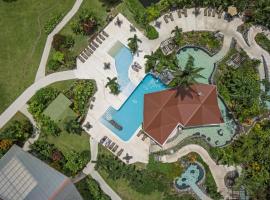 Hotel Arenal Springs Resort & Spa, hotel cerca de Aguas termales de Kalambu, Fortuna