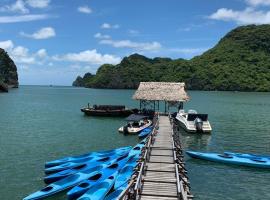 Nam Cat Island Resort - CatbaBay, hotel in Cat Ba