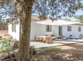 2 Bedroom Cozy Home In Luogosanto