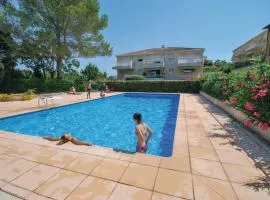 Gorgeous Apartment In Saint Raphael