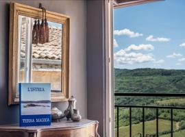 Birdhouse, hotel in Motovun