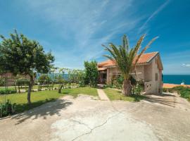 Awesome Apartment In Porto Alabe