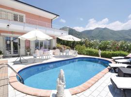 Awesome Home In Tortora Praia A Mare With Jacuzzi, Wifi And Outdoor Swimming Pool, 4-stjernet hotel i Praia a Mare