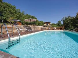 Casa Delle Querce, medencével rendelkező hotel Lugnanóban