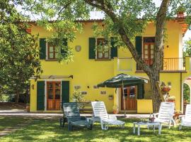 5 Bedroom Amazing Home In Partina Ar, villa em Soci