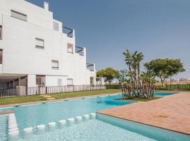 Beautiful Apartment In Roldn With Outdoor Swimming Pool, hotel med pool i Roldán