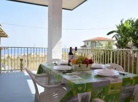 Amazing Apartment In Briatico With 2 Bedrooms And Wifi