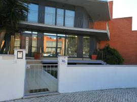 Blue Bird House - BBH, külalistemaja sihtkohas Figueira da Foz