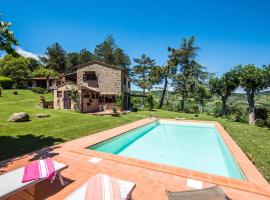 2 Bedroom Gorgeous Home In Capolona, hotel v destinaci Capolona