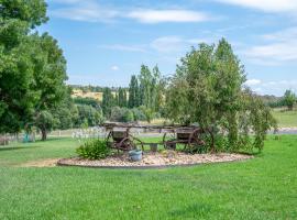 "Wiltara" Estate Rural Escape for 2 to 14 Guests, casa rural en Orange