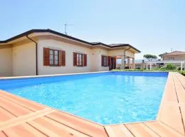 3 Bedroom Nice Home In Camaiore