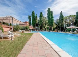 2 Bedroom Lovely Home In Campiglia Marittima, Hotel mit Parkplatz in Campiglia Marittima