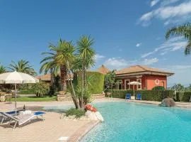 Stunning Home In Laurena Cilento Sa