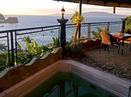 Dream Hill Condos & Spa, hotell i Puerto Galera