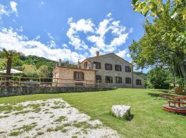 Villa Genny, room in Cingoli