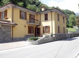 Bed and Breakfast Luna, hotel pre rodiny v destinácii San Giovanni Bianco