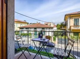 Stunning Apartment In Viareggio