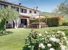 2 Bedroom Lovely Home In Massa Martana