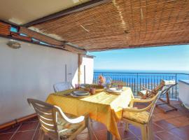 2 Bedroom Awesome Home In Savoca, holiday rental in Savoca 