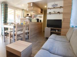 Mobil Home 8 personnes, glamping a Les Mathes