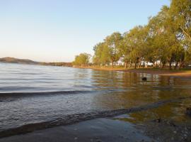 Cabaña en el lago, hôtel avec parking à Trapiche