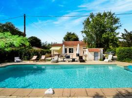 3 Bedroom Awesome Home In La Seyne Sur Mer, hotel in Six-Fours-les-Plages