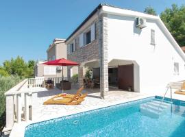 Stunning Home In Prigradica With 2 Bedrooms, Wifi And Outdoor Swimming Pool, holiday home in Prigradica