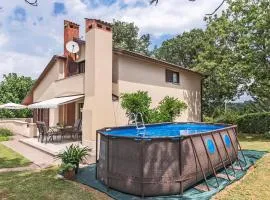 Beautiful Home In Pazin With 2 Bedrooms, Wifi And Jacuzzi
