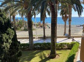 Las Palmeras, hotell i Algarrobo-Costa