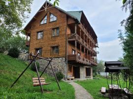 Гуцульська хата, hotel en Yaremche