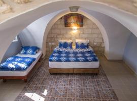 Alexandra House, boutique hotel in Nazareth