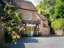 Brecon Beacons Old Vicarage, stunning garden & views
