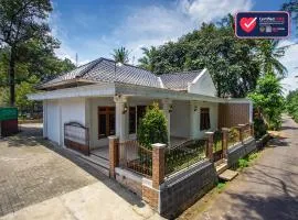 Omah Etam Villa